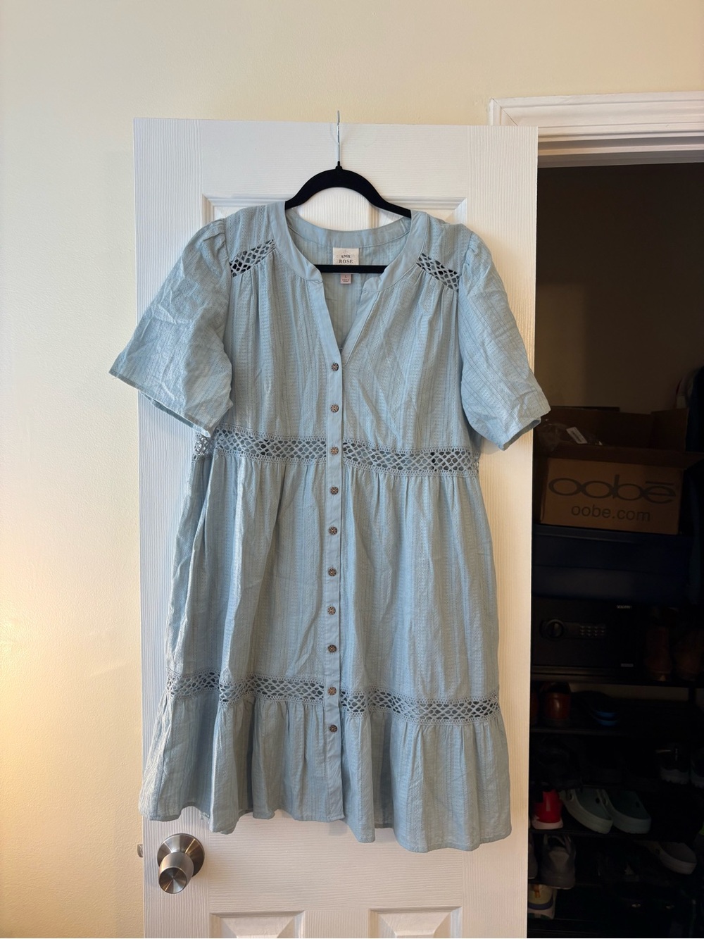 Knox Rose Light Blue Button-Front Midi Dress with Eyelet Trim